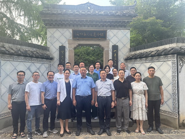 吳立軍副主委出席省直屬綜合三支部主題教育活動
