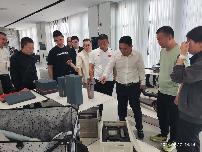 向“新”而行，向“質(zhì)”圖強 -----臺州市民建企業(yè)家開展學(xué)習(xí)新質(zhì)生產(chǎn)力工業(yè)研學(xué)之旅2_調(diào)整大小.jpg