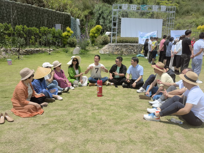椒江民建第七支部開展“筑牢安全防線、加強紀律建設”主題學習活動_調整大小.jpg
