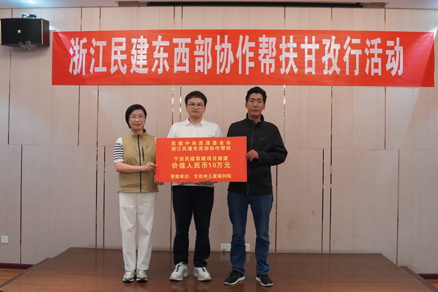 DSC08288 2.jpg