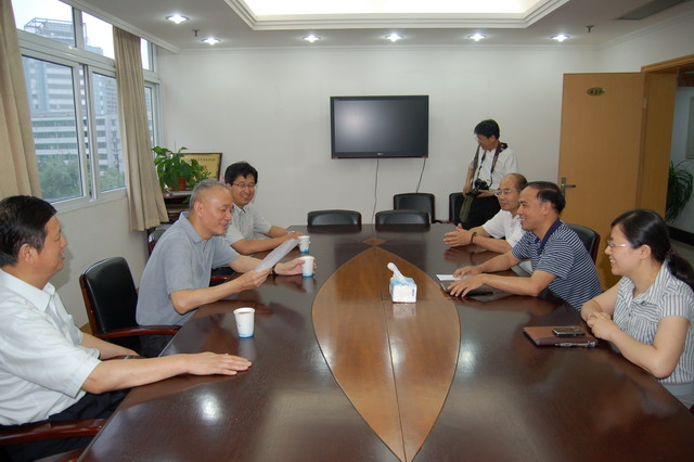 中共浙江省委常委、組織部部長蔡奇走訪省委會機關