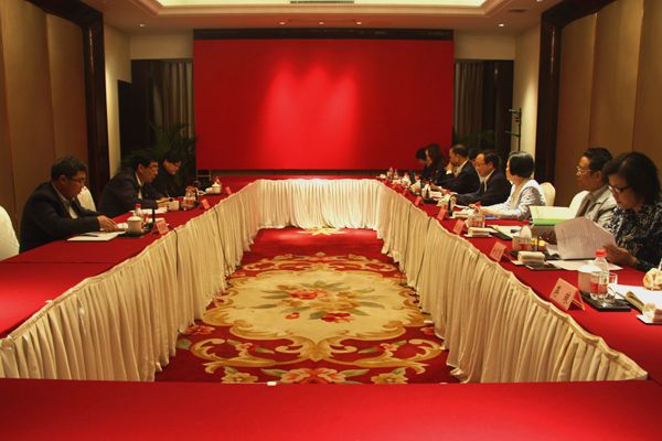 民建浙江省委會(huì)舉行領(lǐng)導(dǎo)班子談心會(huì)