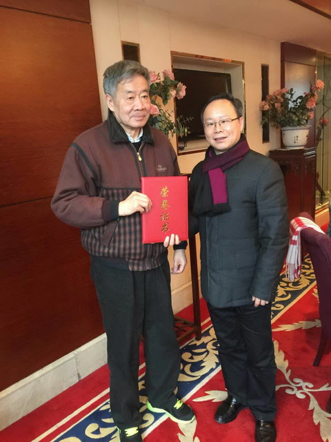 陳小平主委慰問民建省委會老領導和機關退休老同志