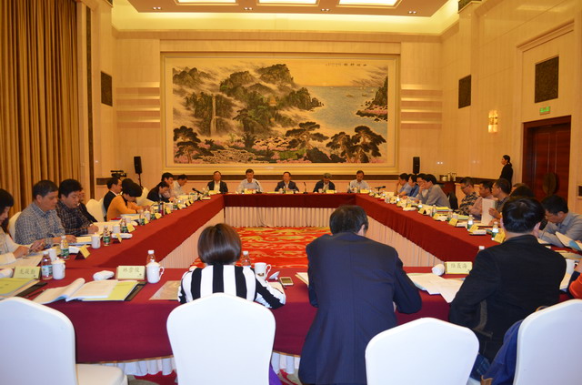 民建省委會(huì)理論研究委員會(huì)召開(kāi)八屆五次全會(huì)