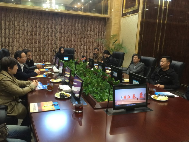 陳小平主委帶隊(duì)考察省屬會(huì)員企業(yè)