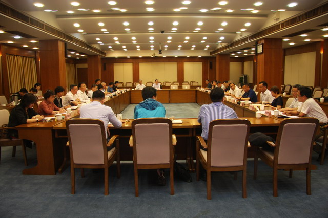 民建中央副主席、上海市委主委周漢民一行來浙江考察