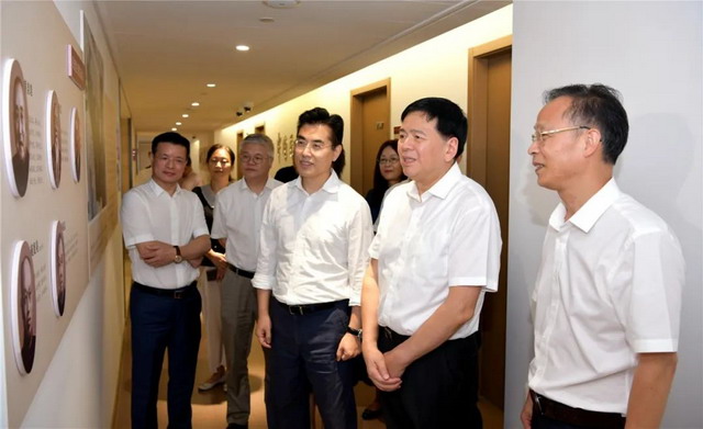 黃建發走訪各民主黨派省委會、省工商聯
